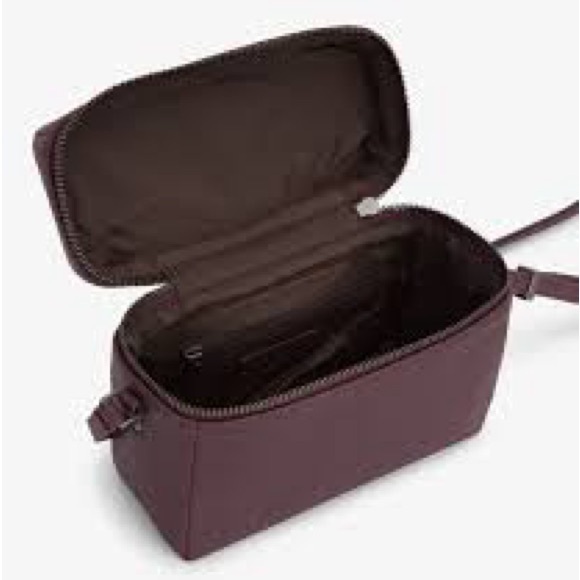 Matt & Nat Vixen Crossbody Bag - Picture 3 of 6